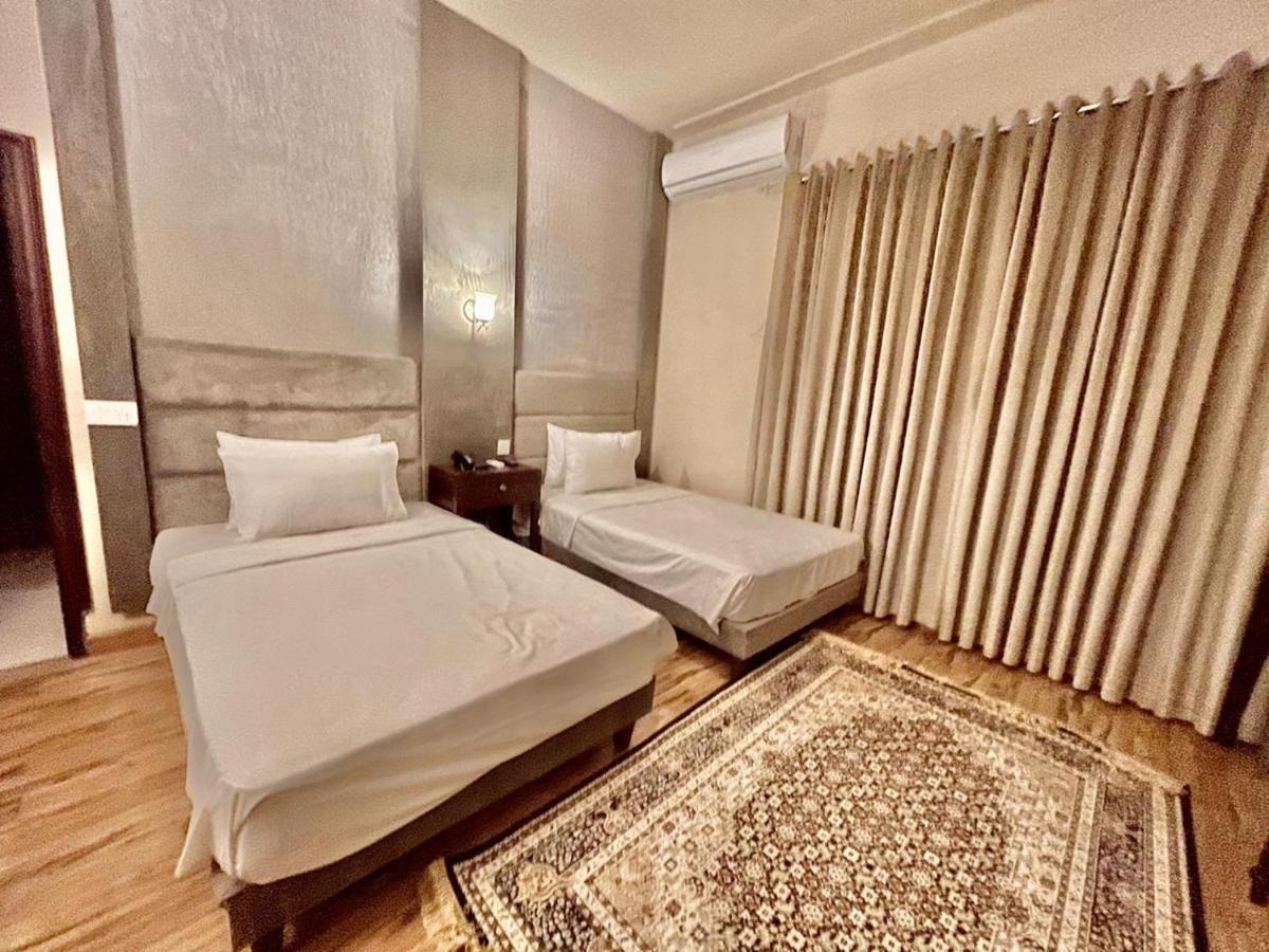 Shelton Hotel Mardan Exteriér fotografie